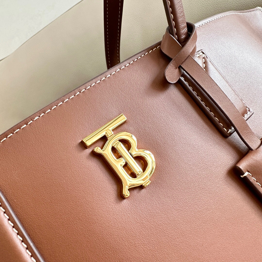 Burberry Tote