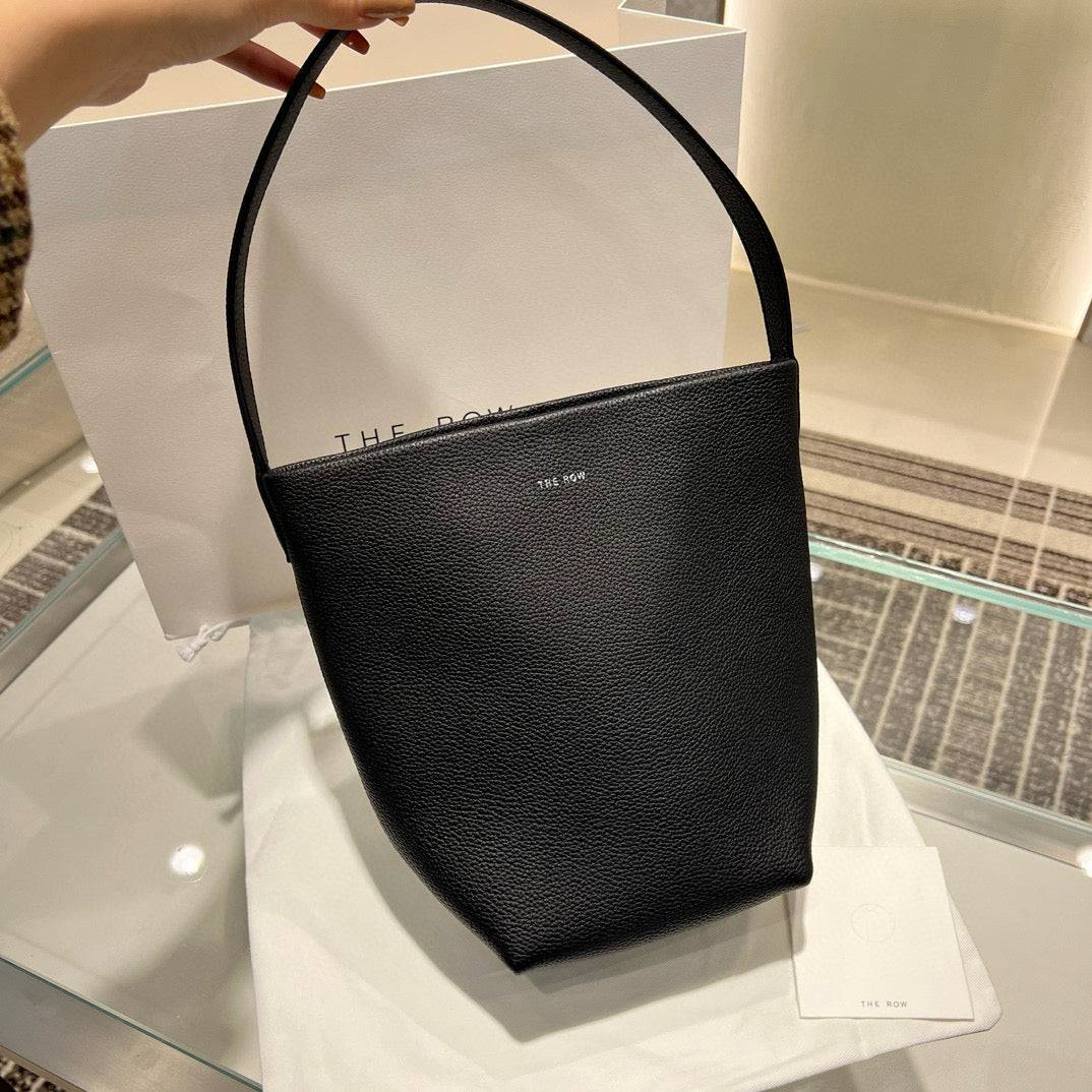 The Row Bucket Bag(24CM*22CM*11CM)