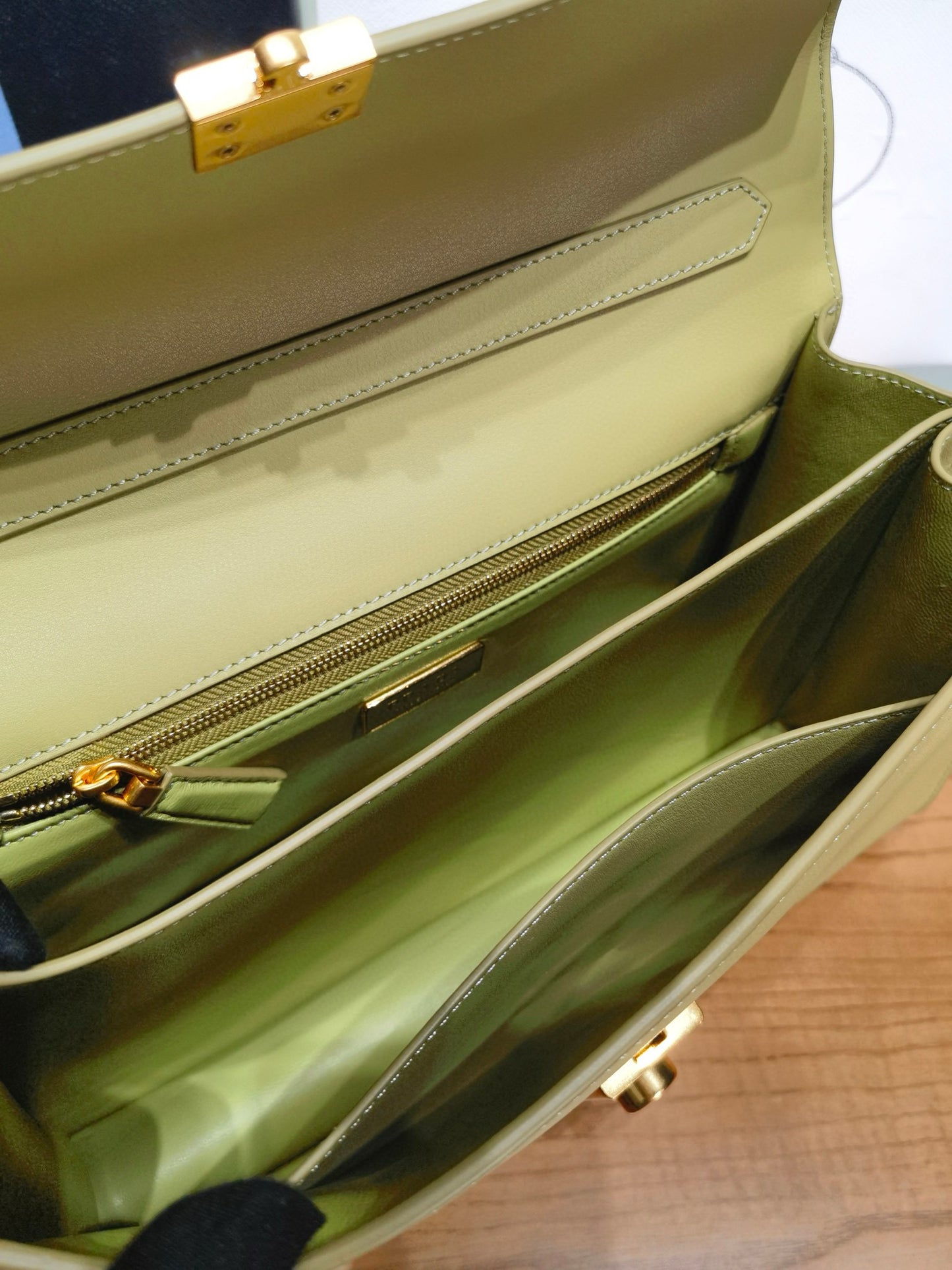 PD Soft Sound Shoulder Bag 28x16x10cm