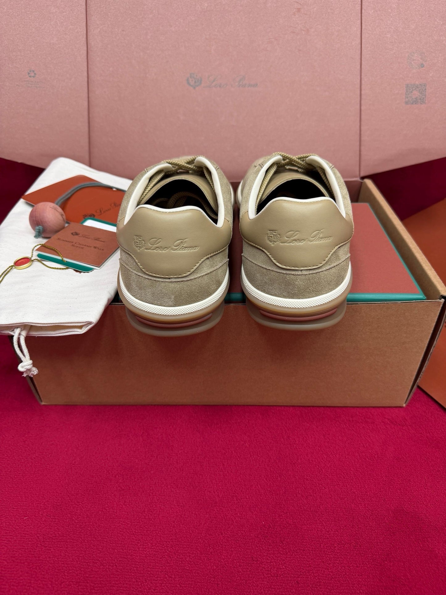 LP Sneaker