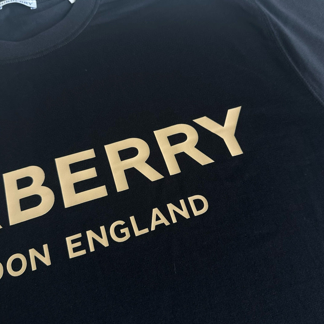 Burberry T-Shirt