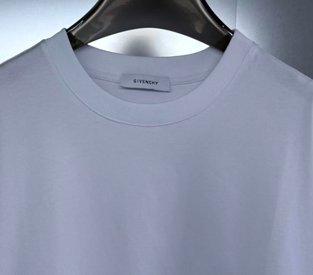 Givenchy T-Shirt