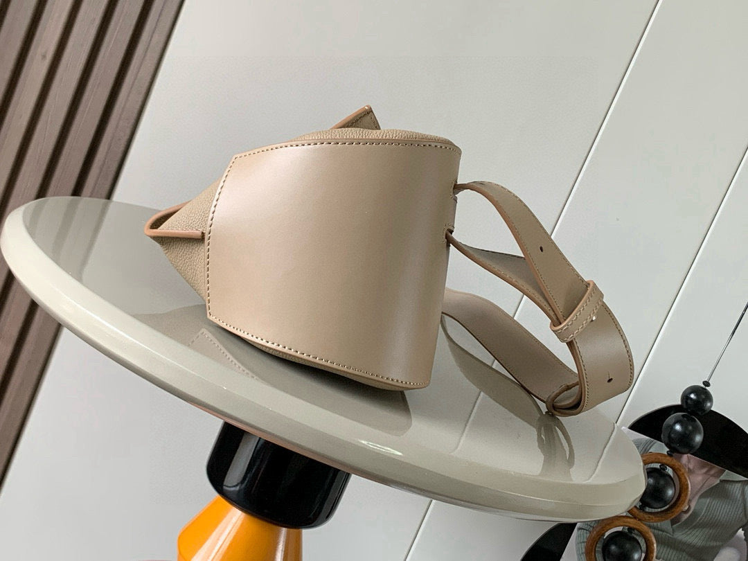 Loewe Sling Bag