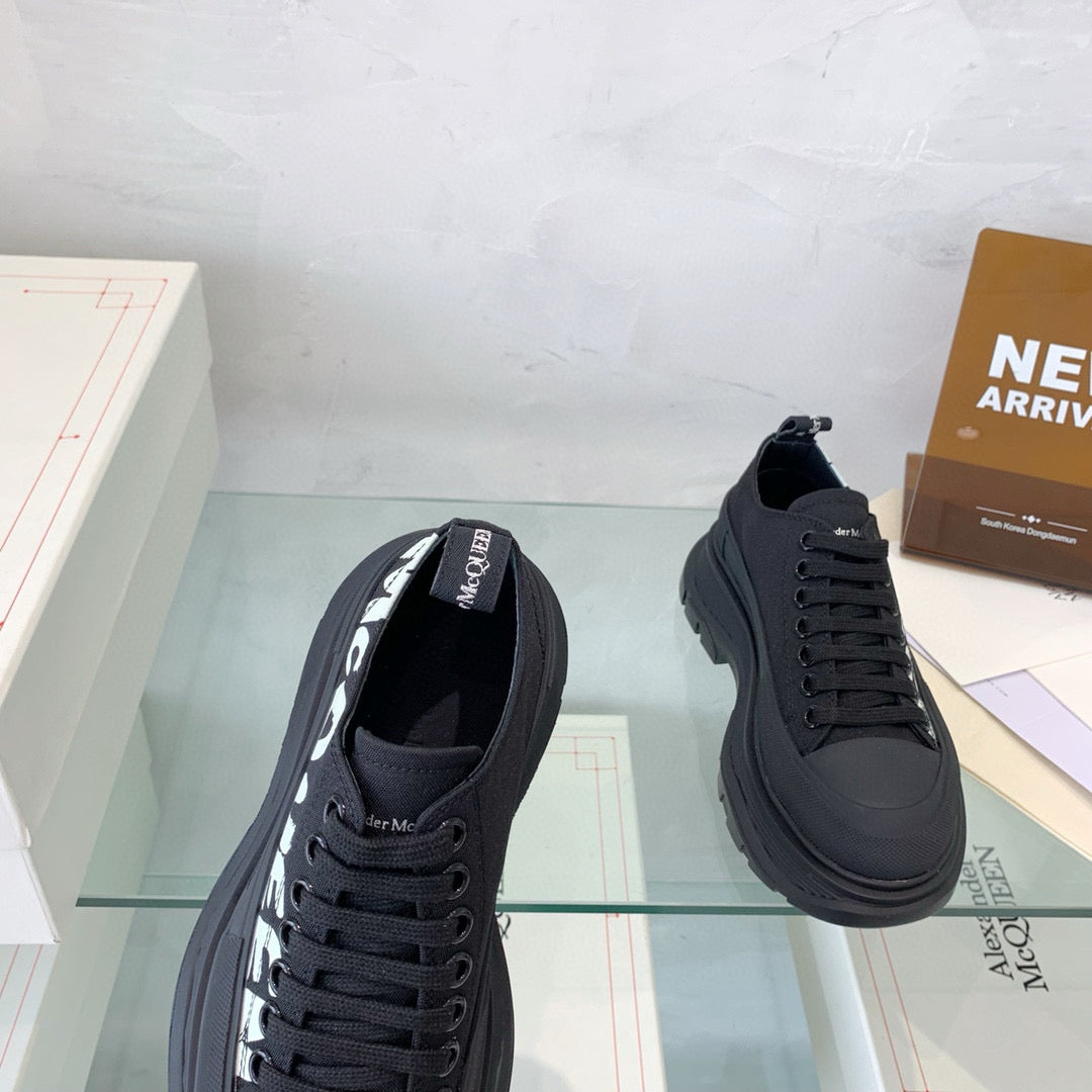 Alexander McQueen Sneakers