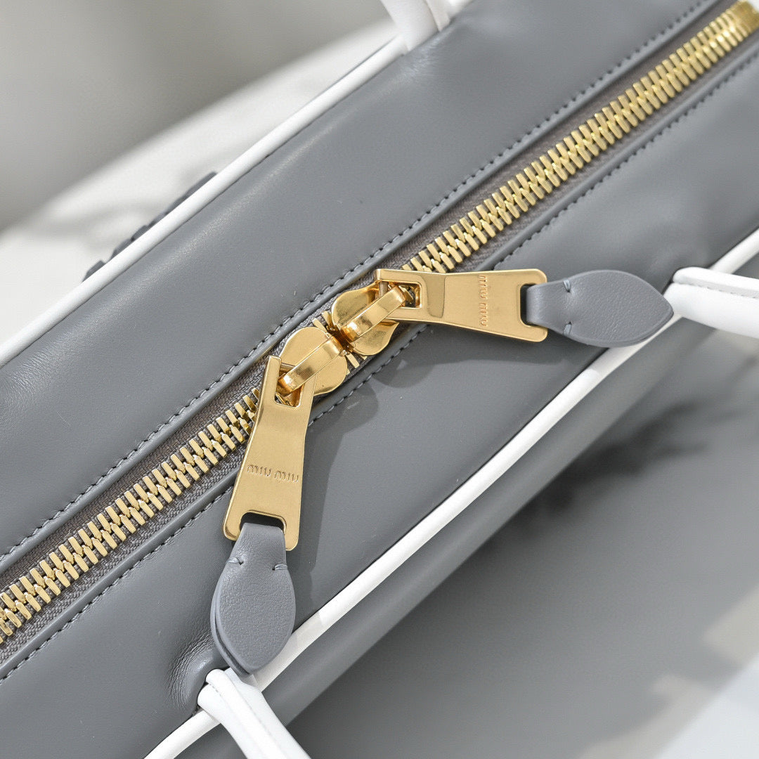 Miu Miu Bowling Bag 29x17x9cm