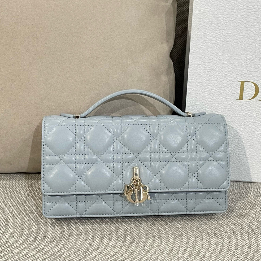 Dior WOC