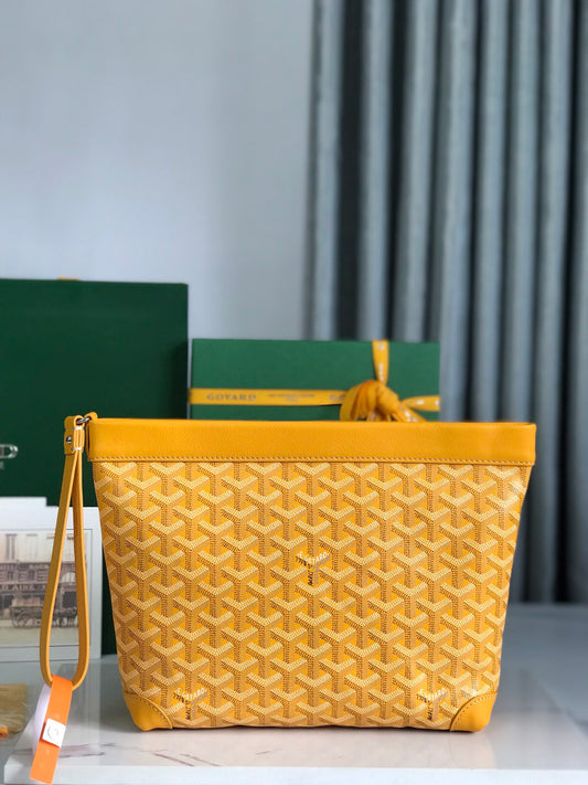 Goyard Conti