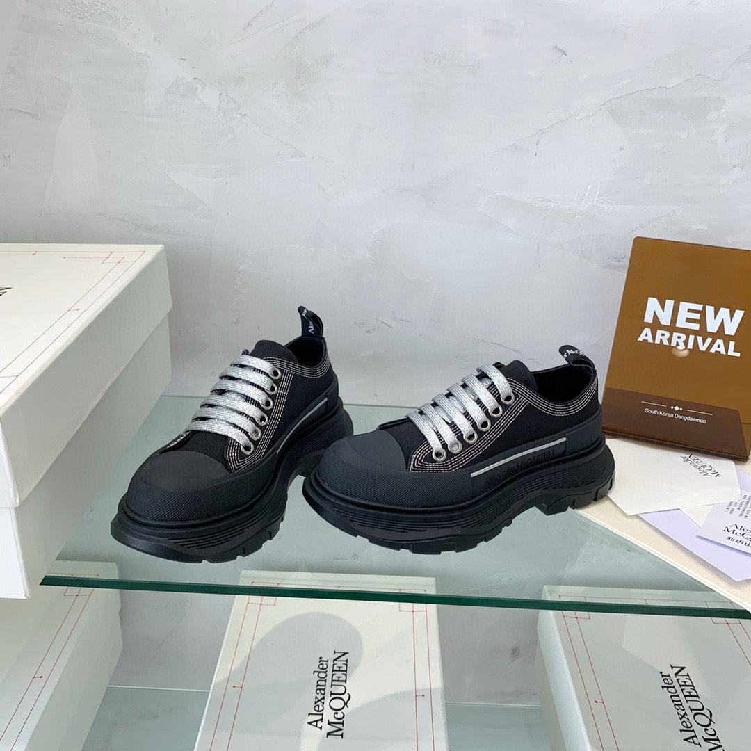 Alexander McQueen Sneakers