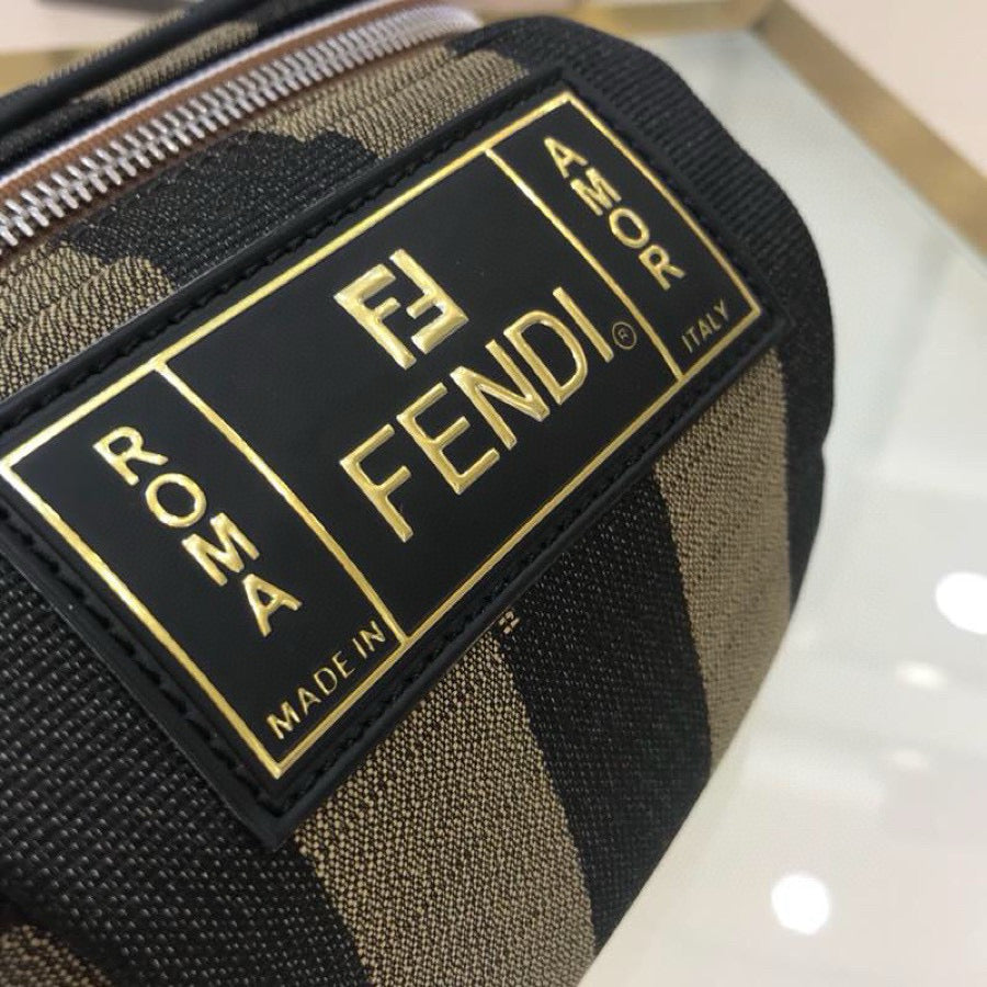 FENDI WAIST BAG 27*8*14