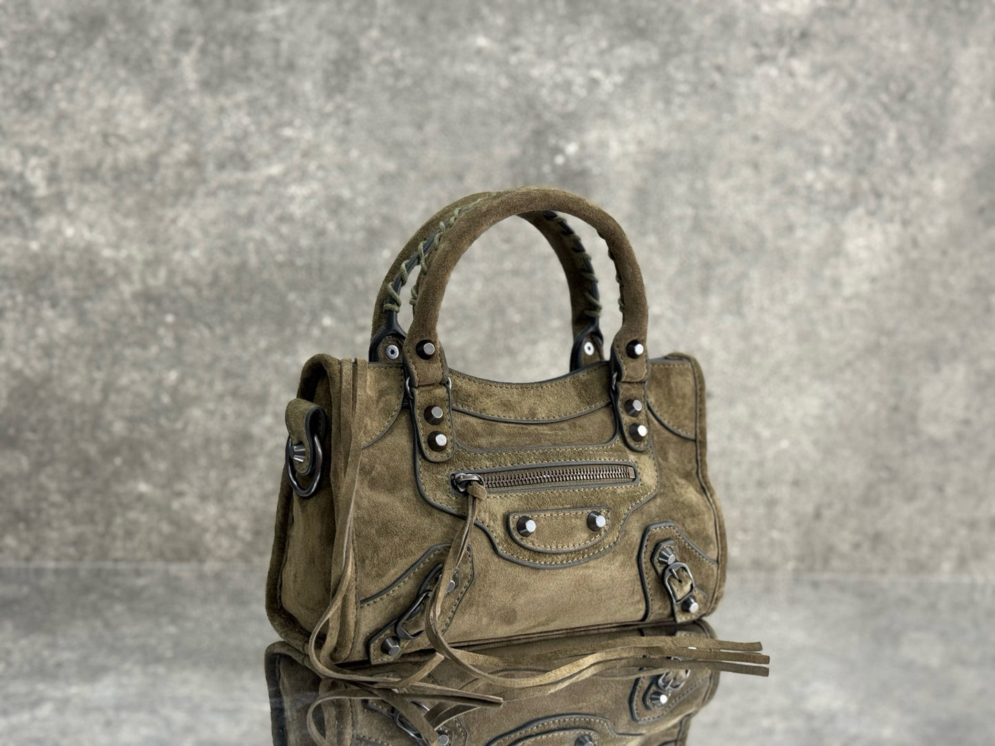Balenciaga Handbag 24x15x10cm