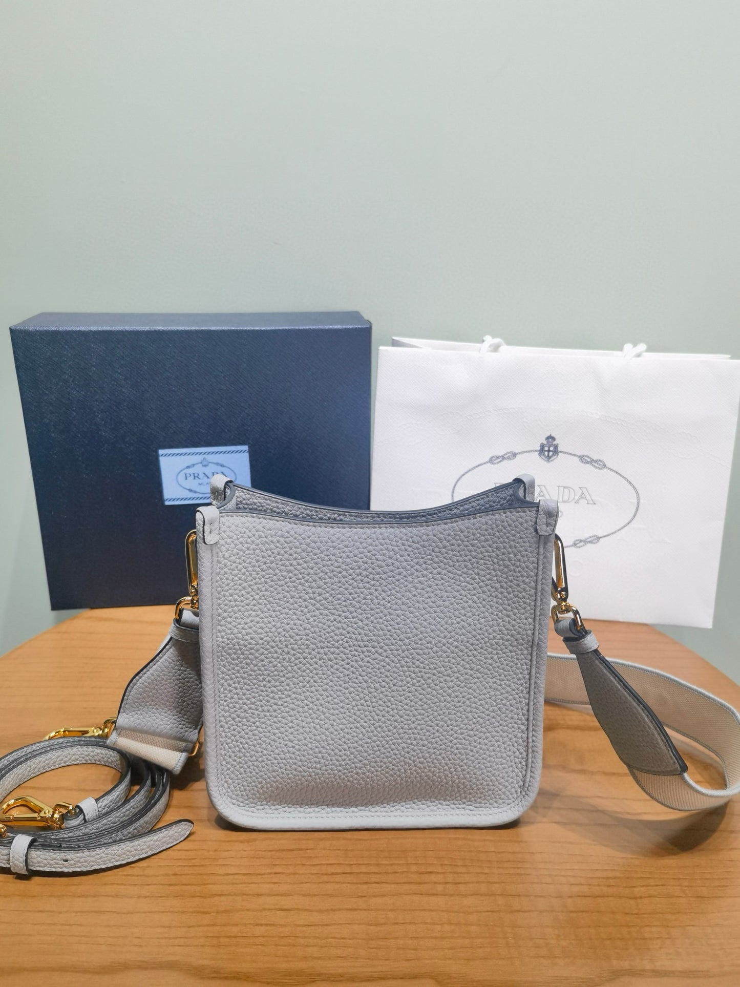PD Arque Shoulder Bag 19x20x6cm