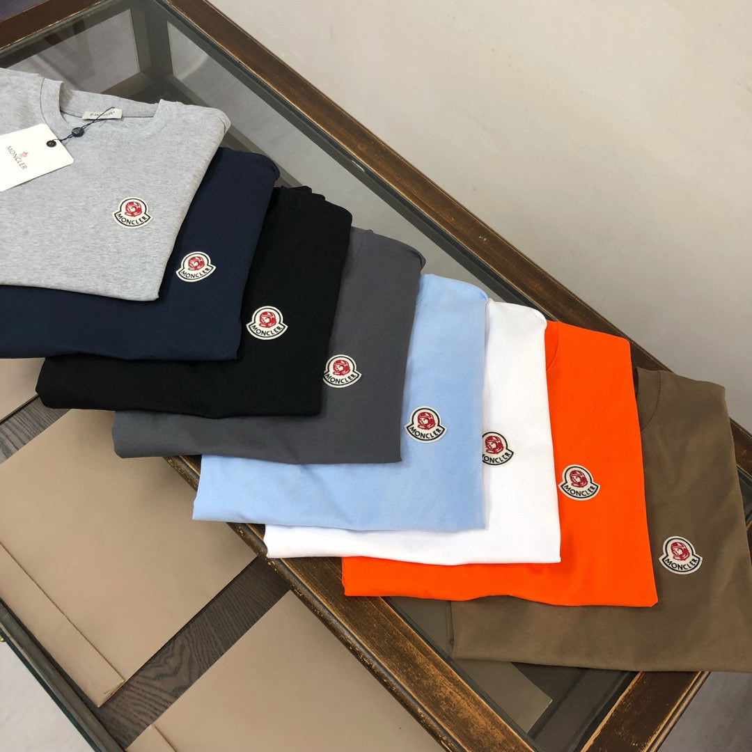 Moncler T-shirt