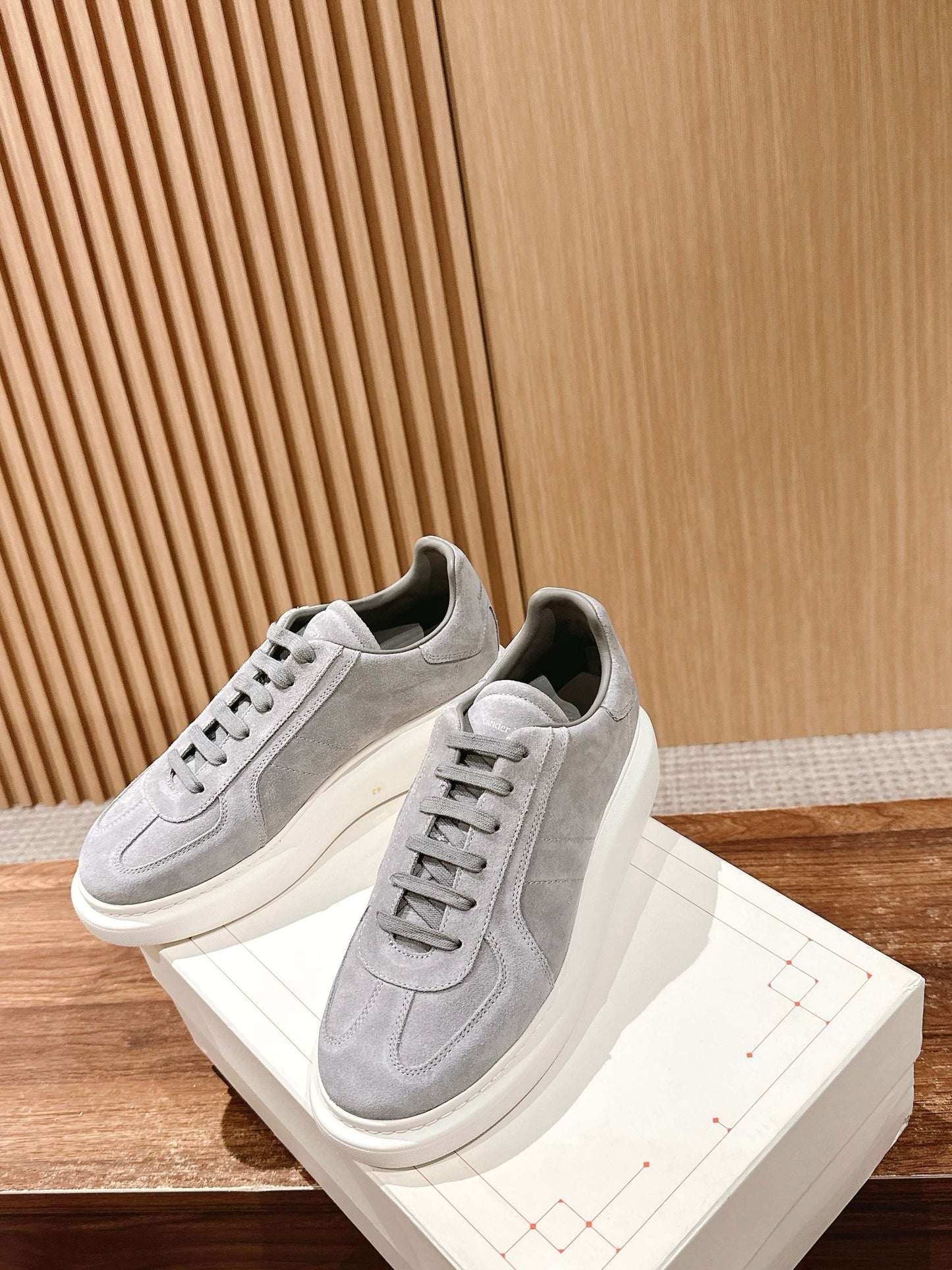 Alexander McQueen Sneakers