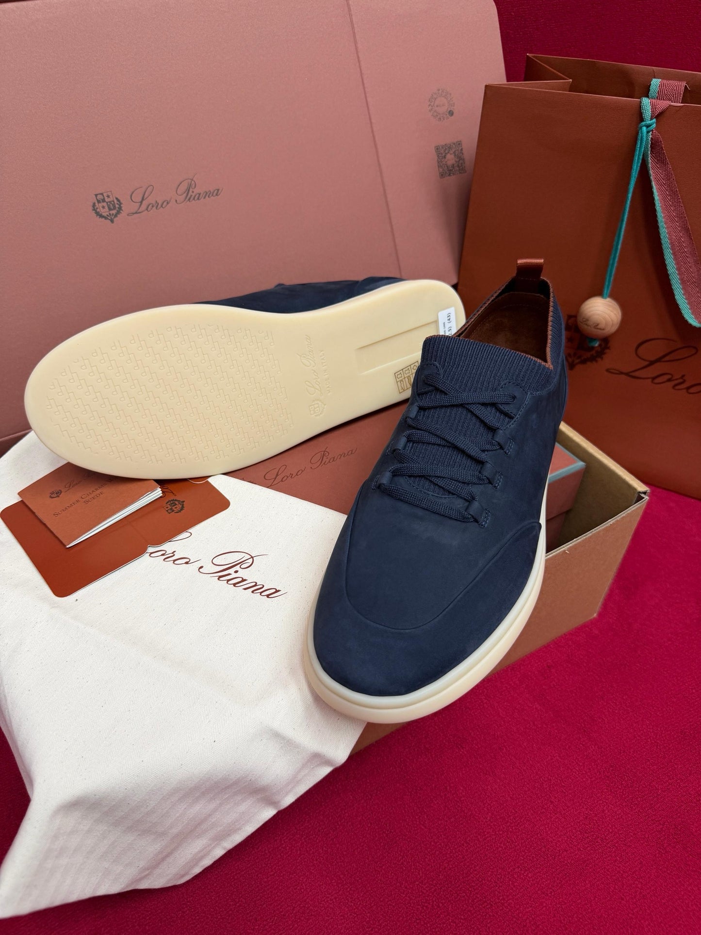LP Sneaker