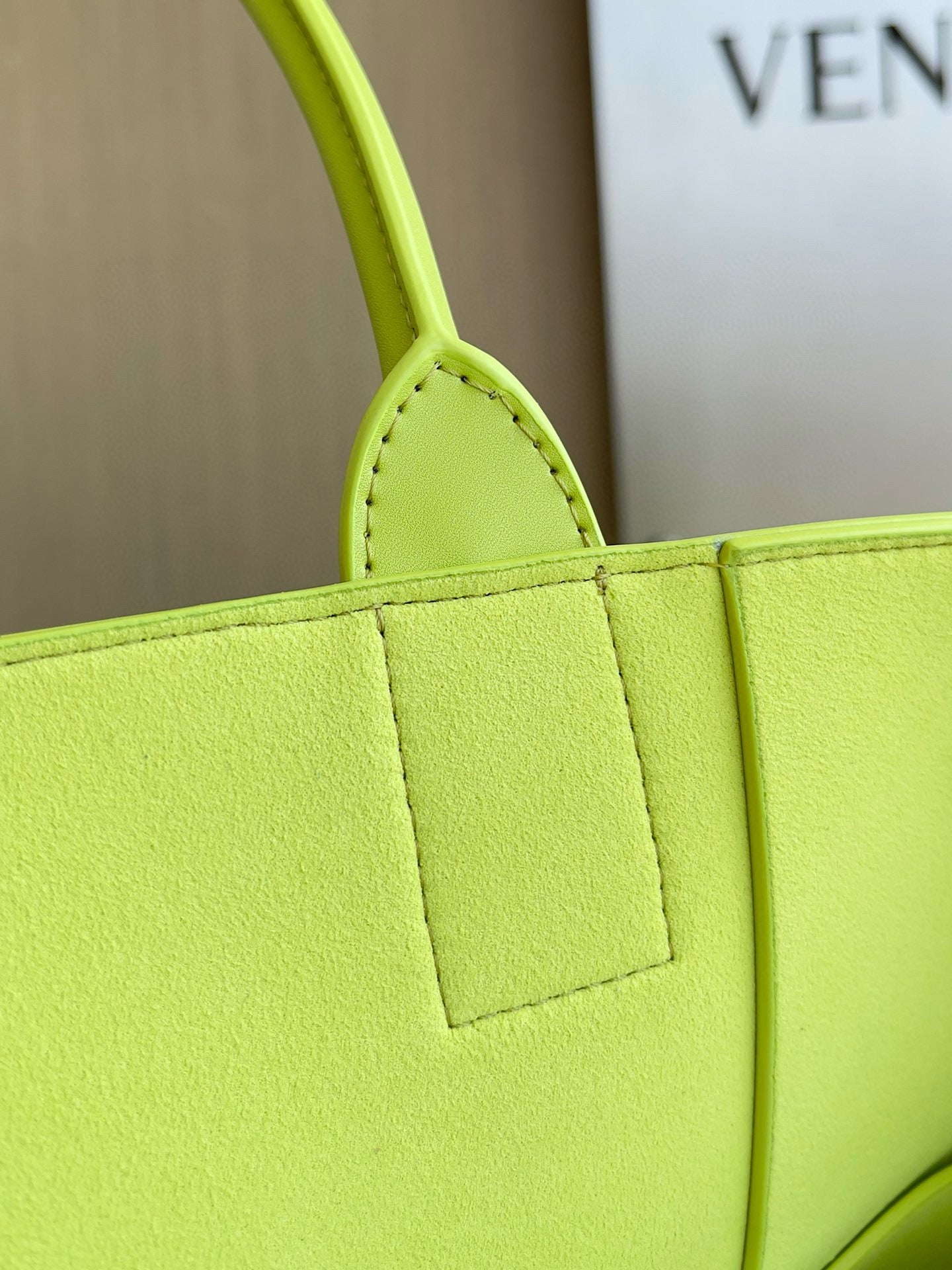 BV Arco Tote Bag