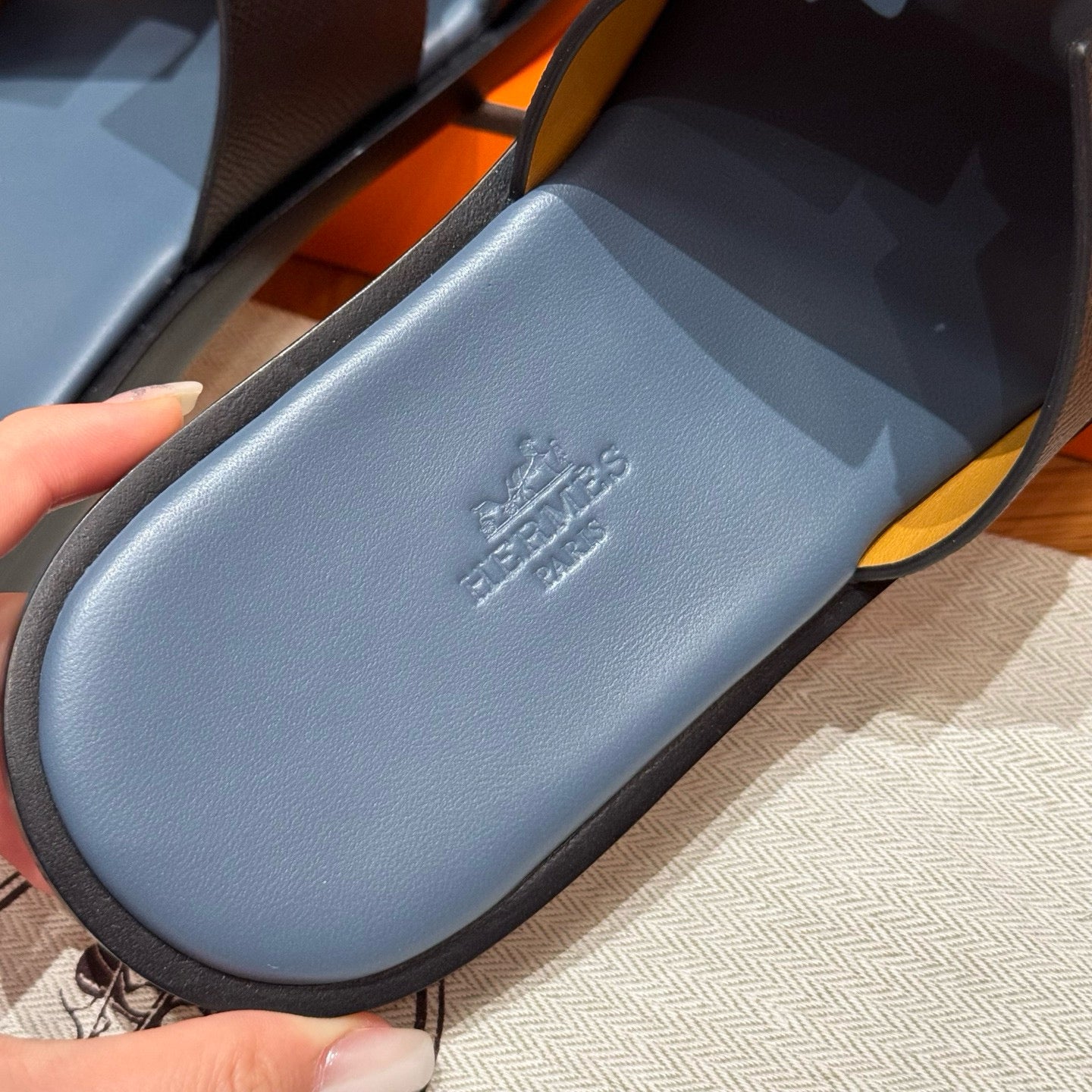 Hermes Slippers