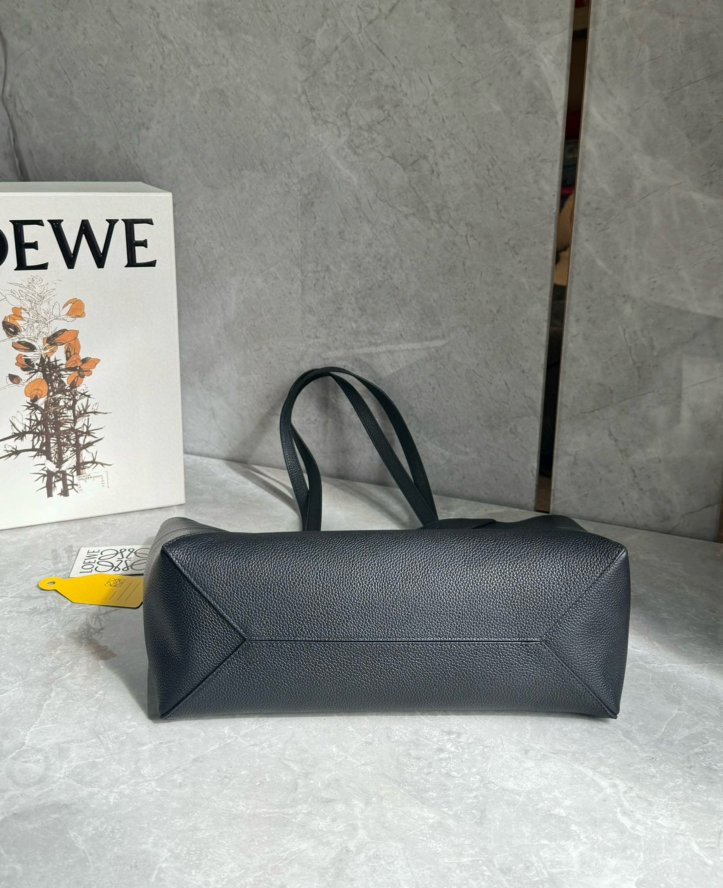 Loewe Puzzle Fold Tote Bag(31.5x12.5x29cm)