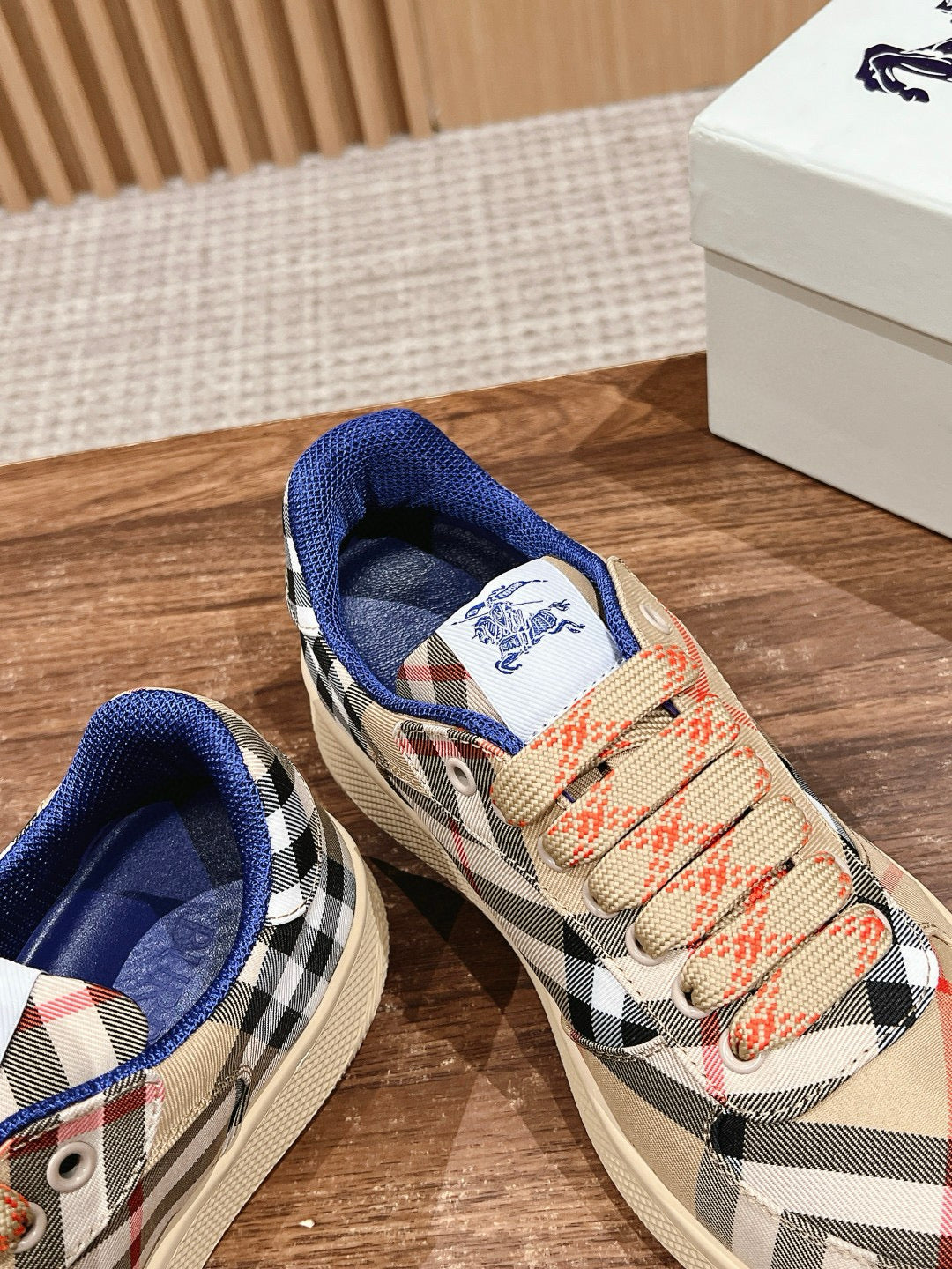 Burberry Sneakers
