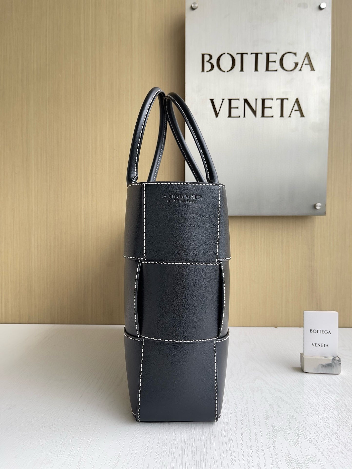 BV Arco Tote Bag