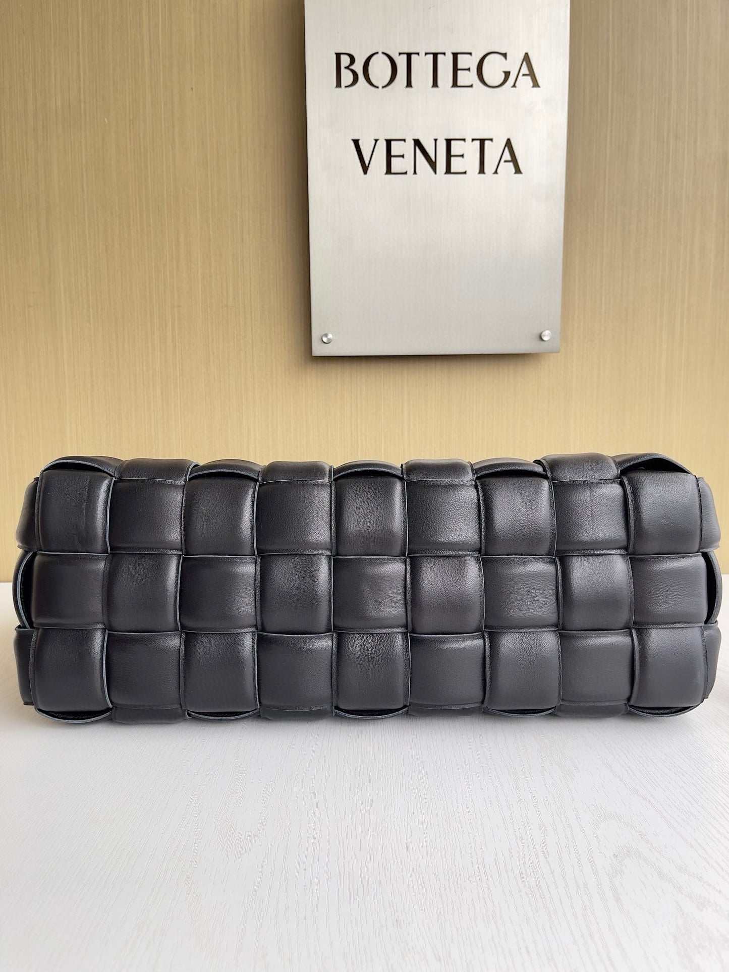 BV Large Padded Intrecciato Tote Bag 50x42x18cm