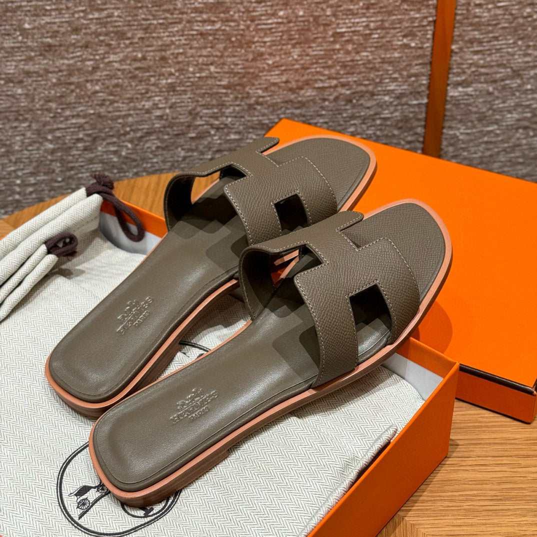 Hermes Slippers