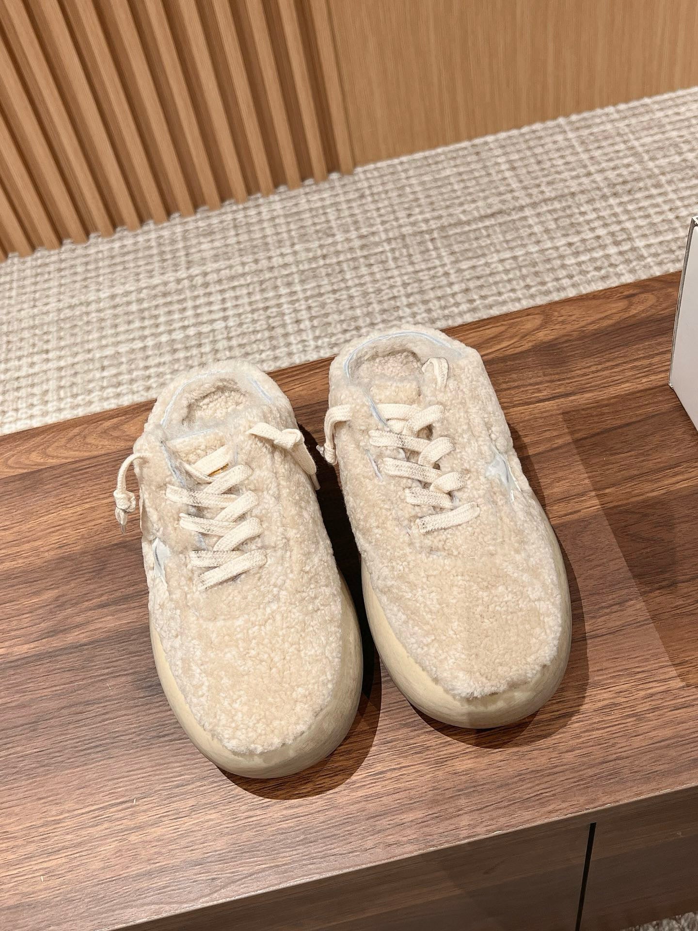 Golden Goose Sneaker