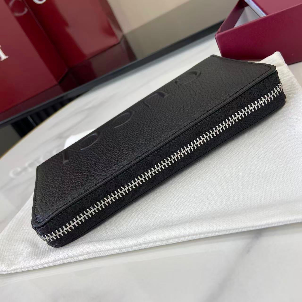 Gucci Long Zipped Wallet