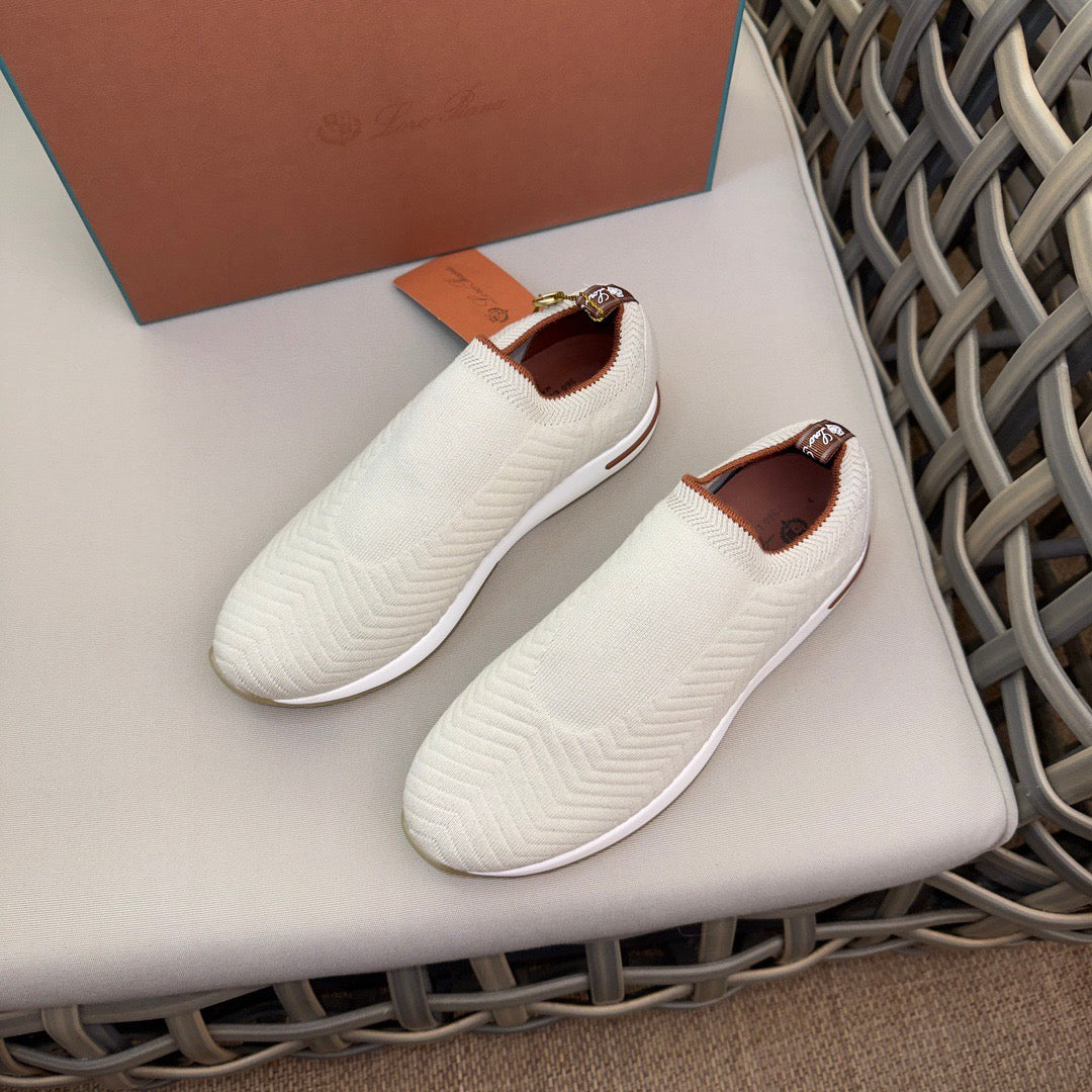 LP Sneakers