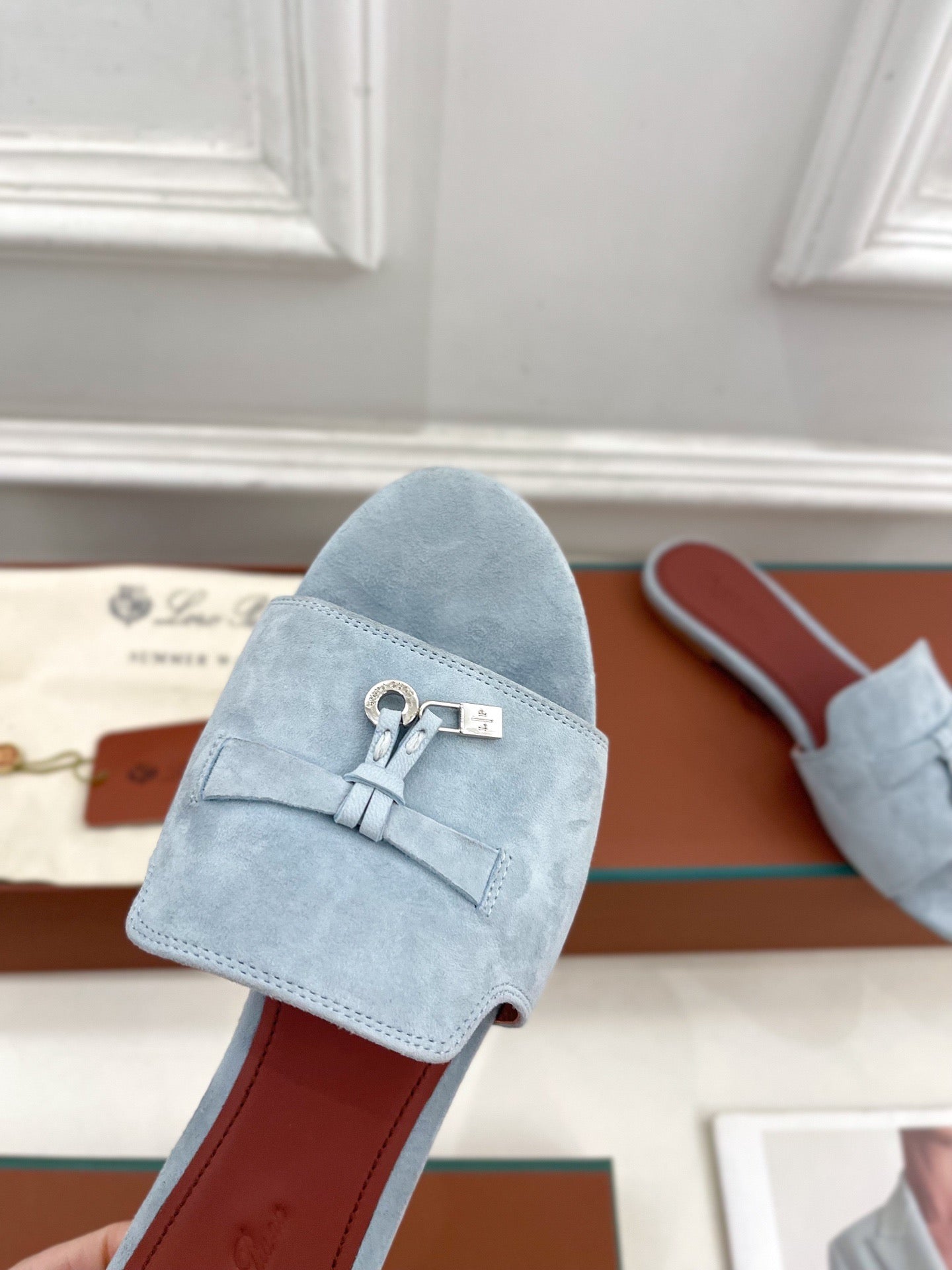 LP Sandals