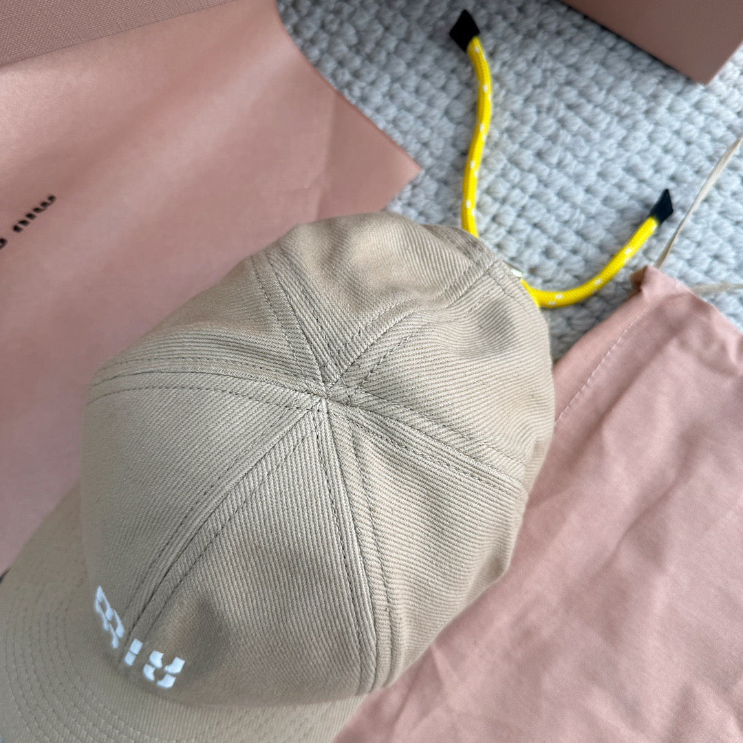 Miu Miu Caps