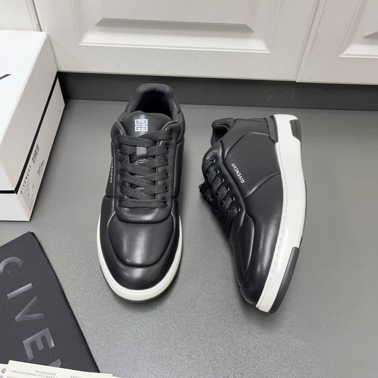 Givenchy Sneakers
