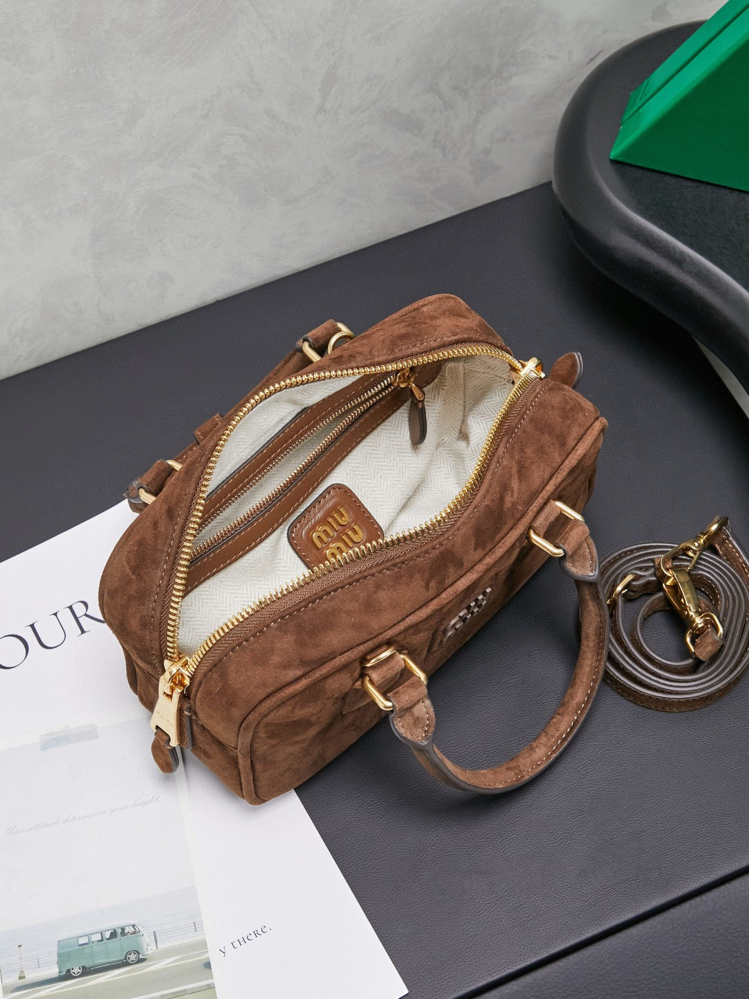 Miu Miu Bowling Bag 22x10.5x7.5cm