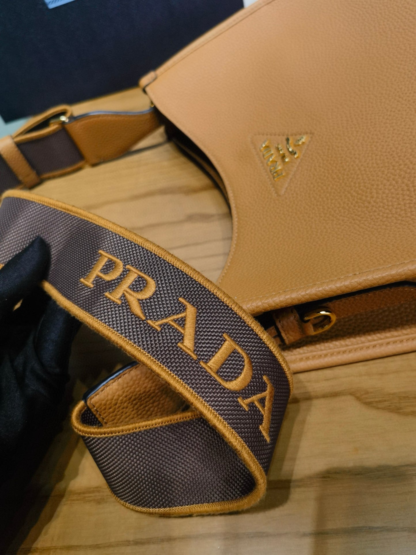 PD Mini Leather Shoulder Bag 30x28x12cm