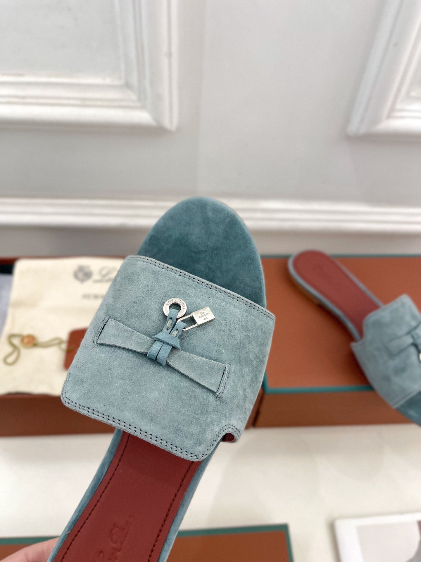 LP Sandals