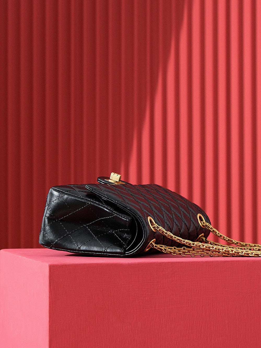 Chanel CF 2.55Bag (16x24x7.5cm)