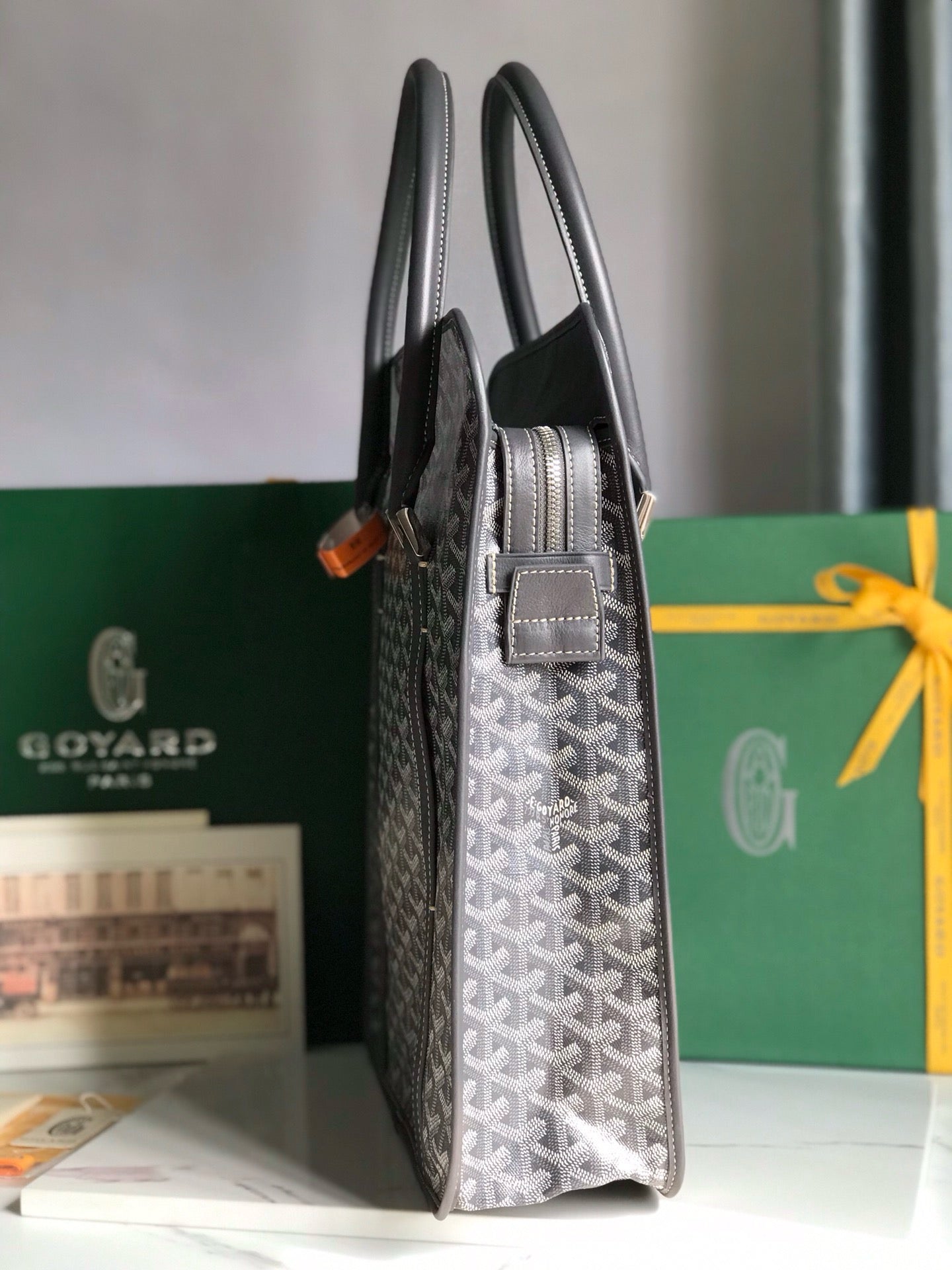 Goyard Bourgogne 35x39x11cm