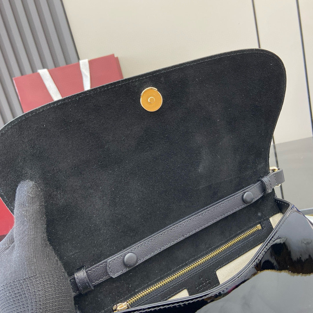 GC Blondie Small Shoulder Bag