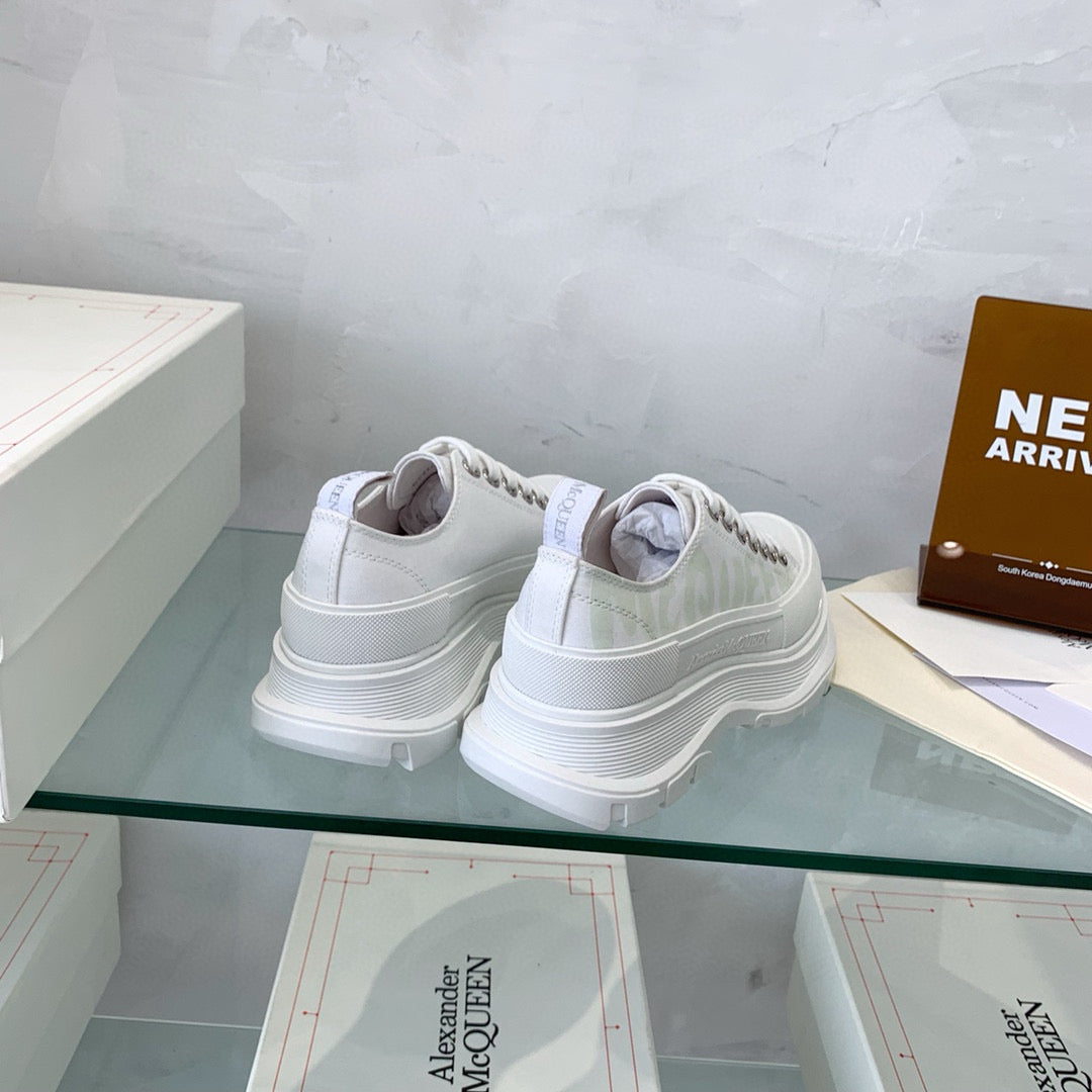 Alexander McQueen Sneakers