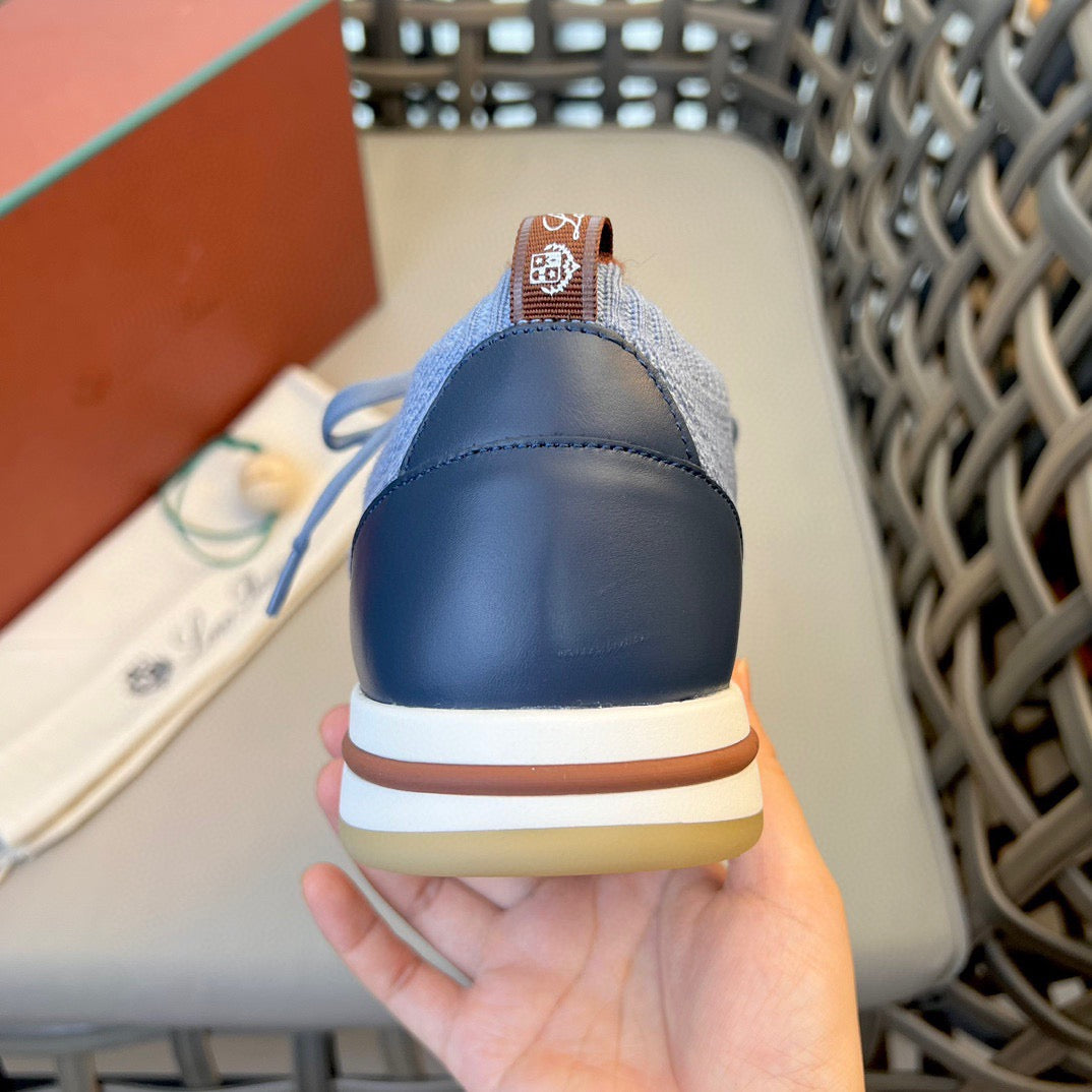 LP Sneakers