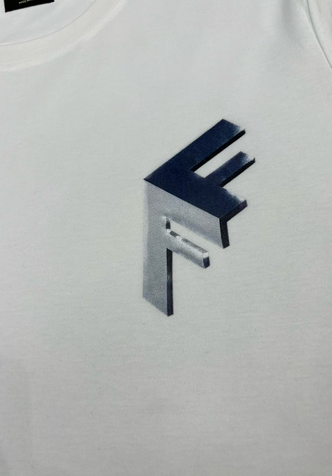 Camiseta Fendi