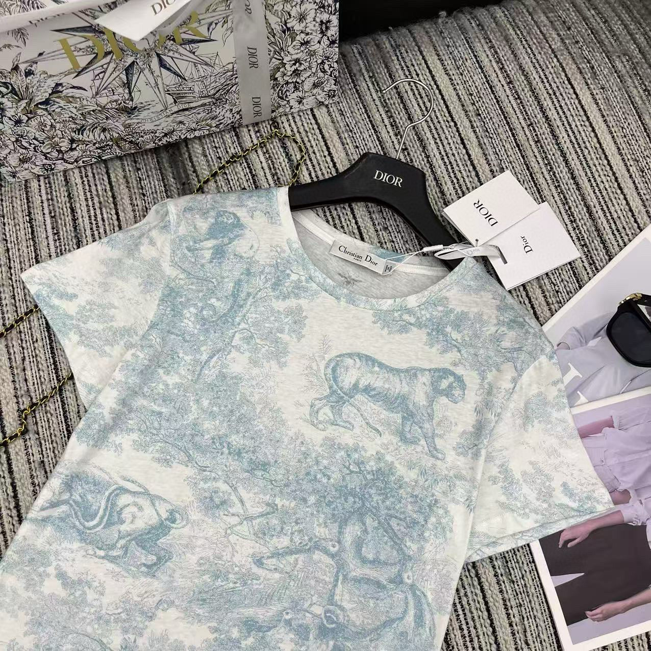 Dior T-shirt