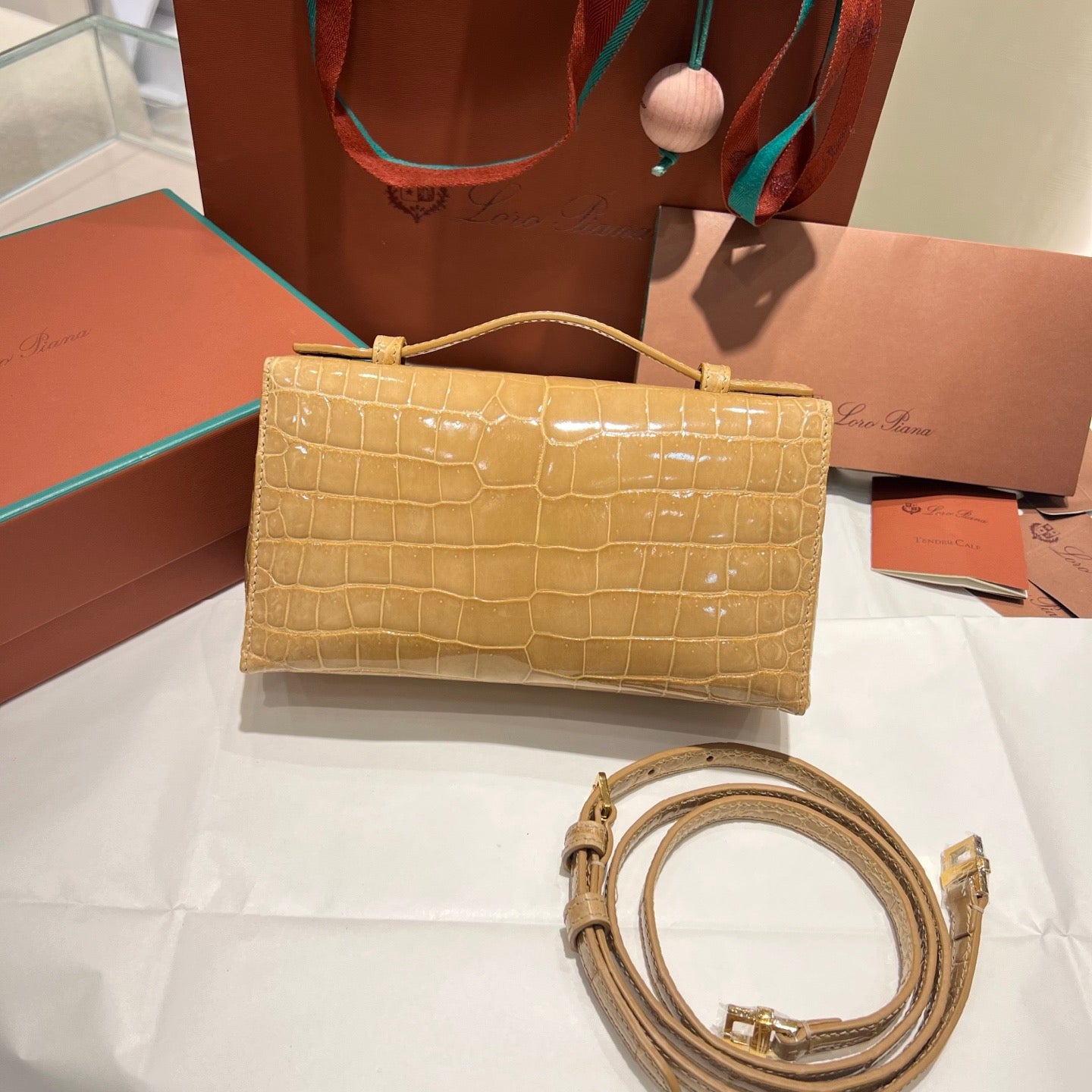 LP Extra Pocket L19 Handbag
