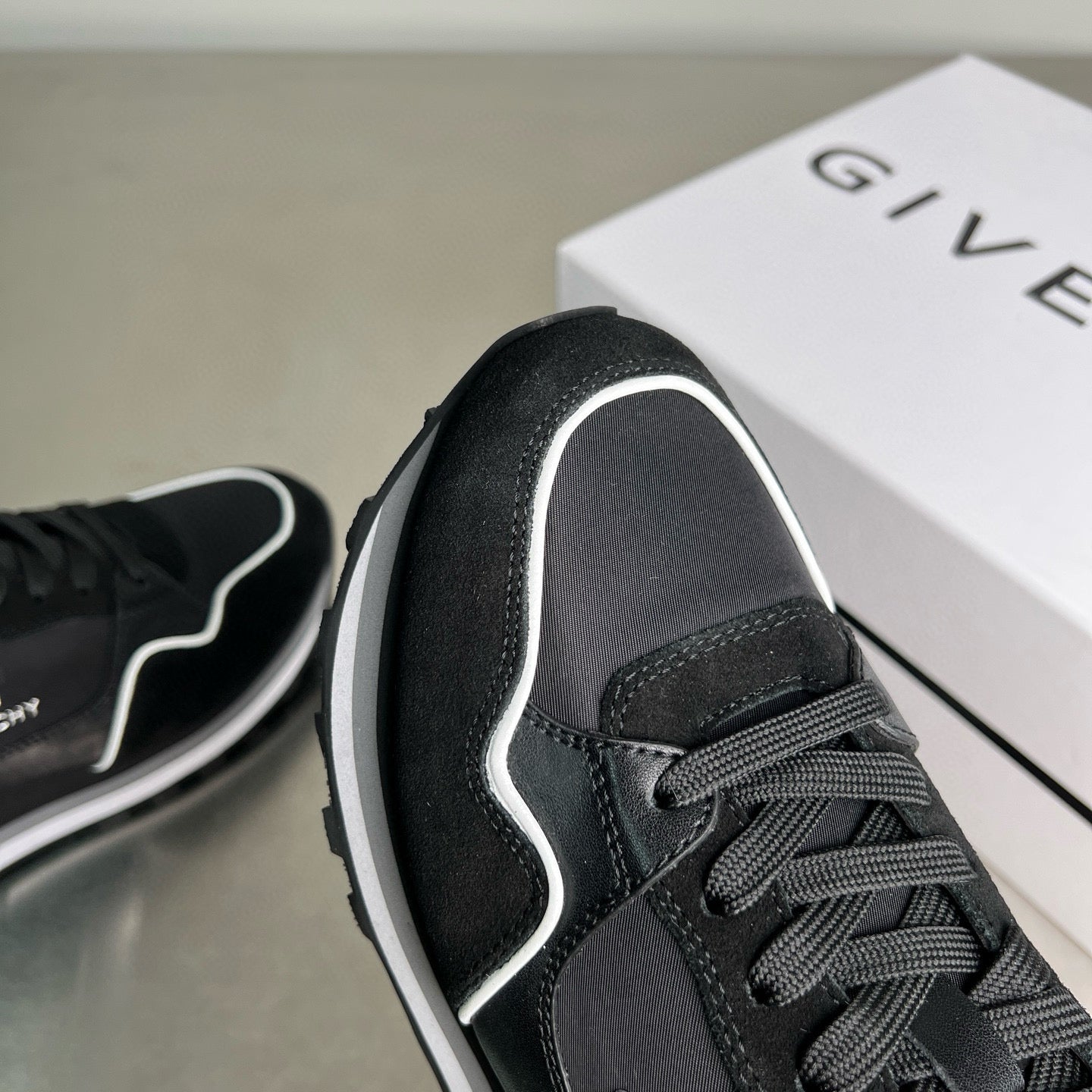 Givenchy Sneakers