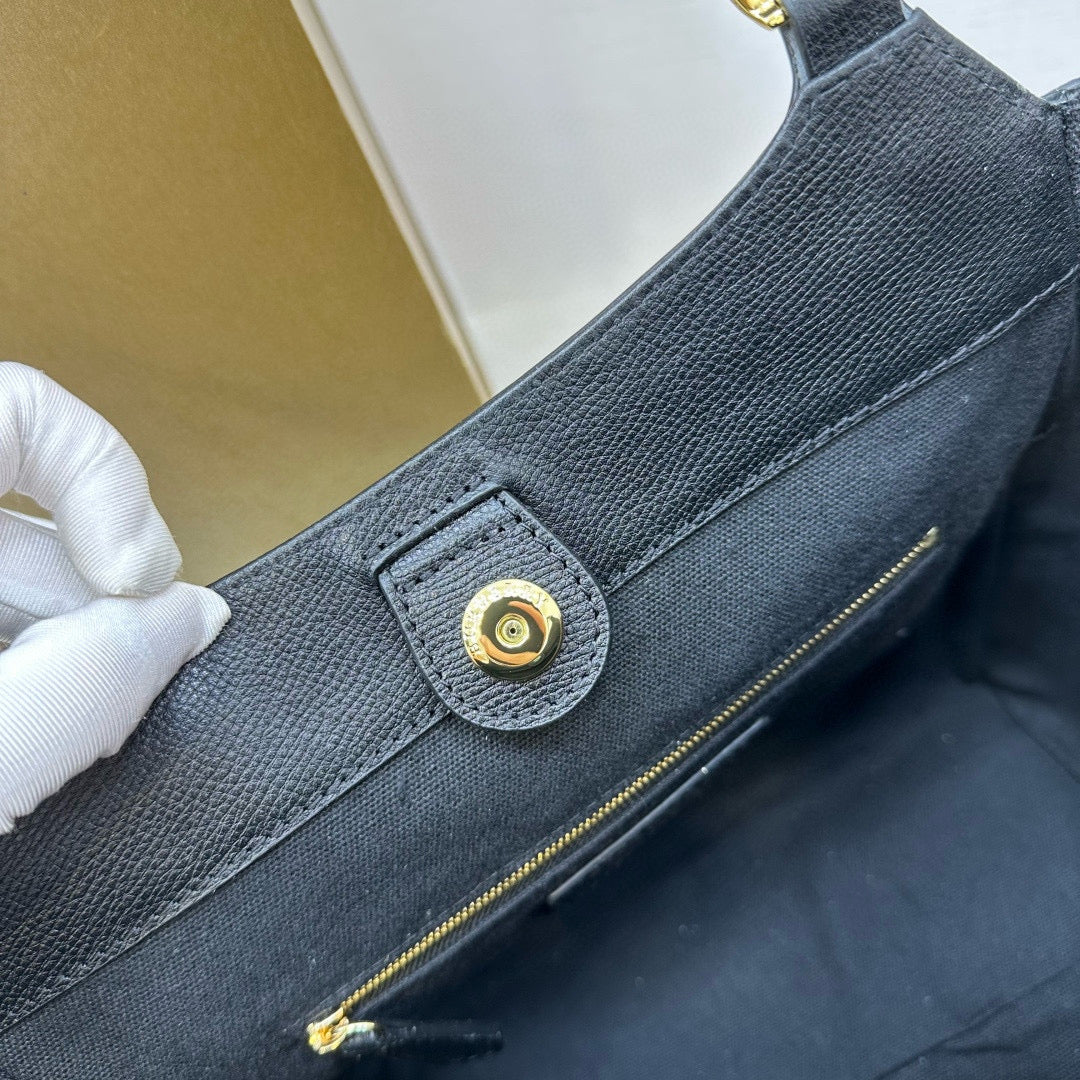 Burberry Canterbury House Check Bag