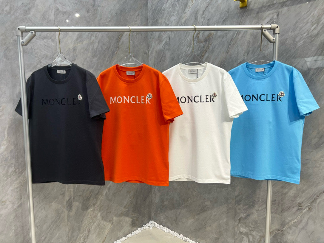 Moncler T-shirt