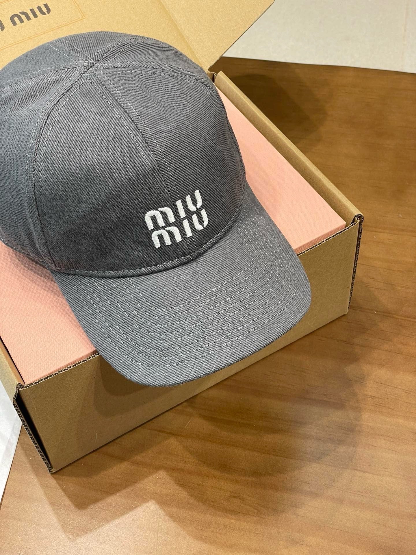 Miu Miu Caps