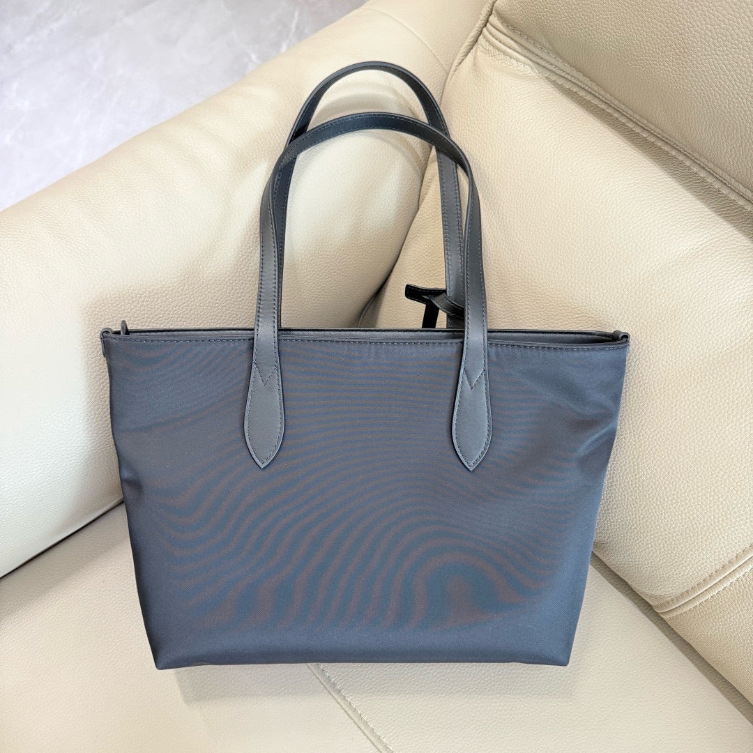 BBR Highlands Shoulder Bag