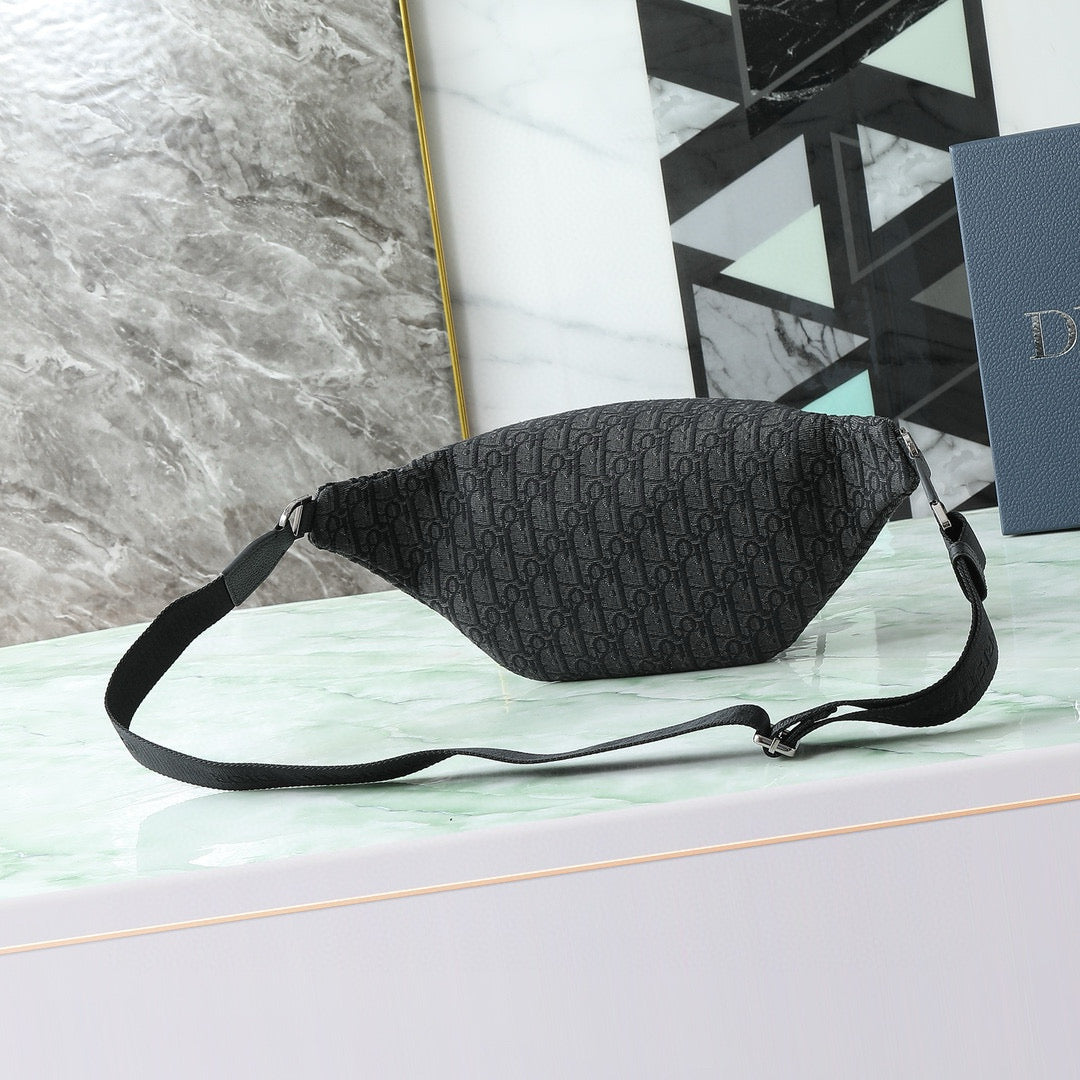 Dior Oblique Saddle Belt Bag