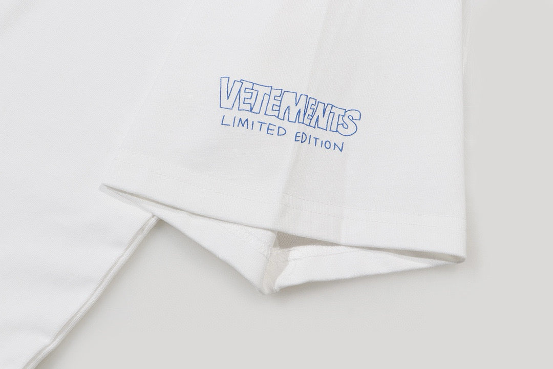 Vetements
 T-Shirt