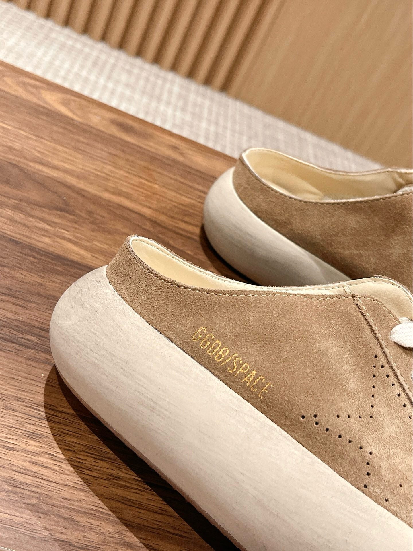 Golden Goose Sneaker